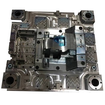 Custom Plastic Injection Molding Automobile Parts Mold Exporter